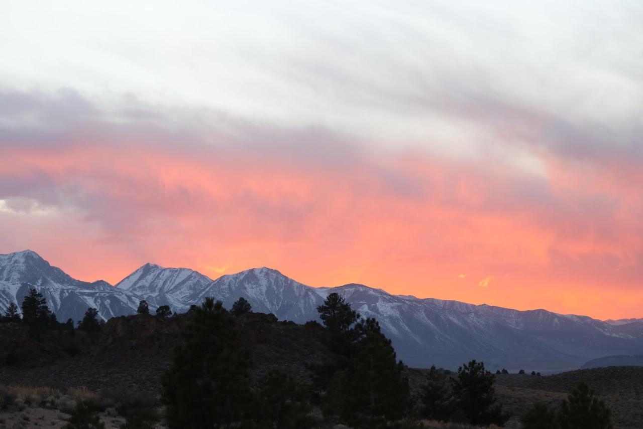 Lodge View Lee Vining